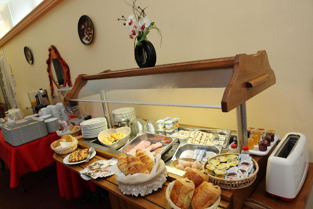 Hotel Du Cygne Beauvais Luaran gambar